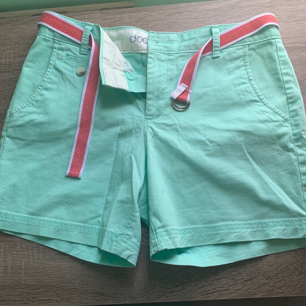 NWOT Dockers Light Green Shorts with Pink Belt 8